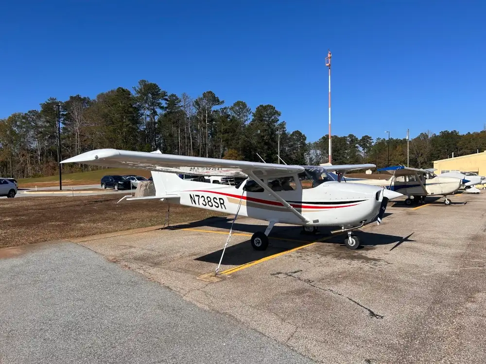 Cessna N738SR