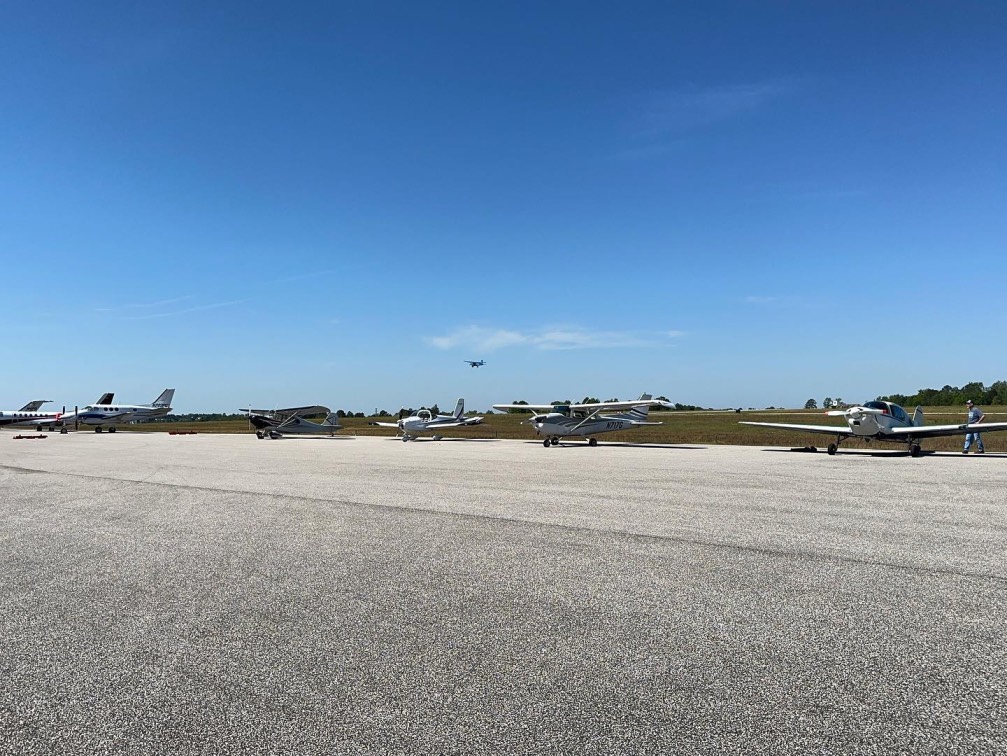 How to Choose the Right Flight School for You