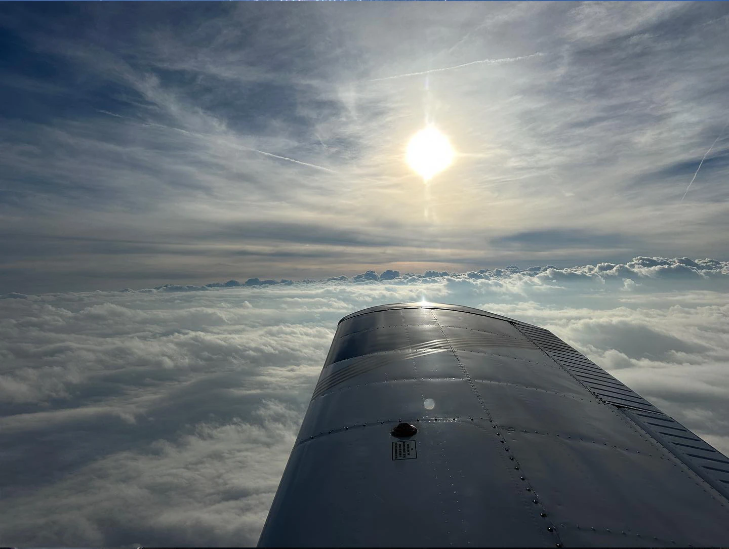 Independent Flight School vs. Auburn University Aviation Program: Which is Right for You?
